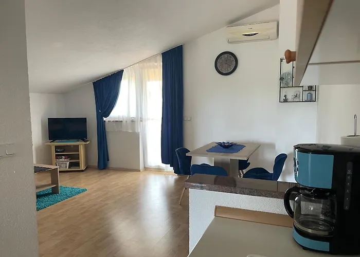 Apartament Dora *