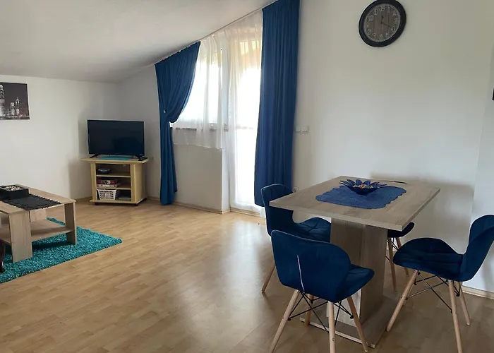 Apartament Dora *