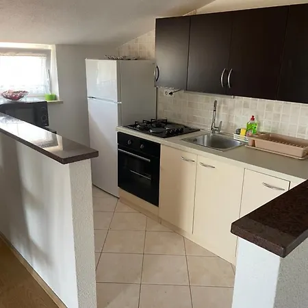 Dora 公寓 波雷奇