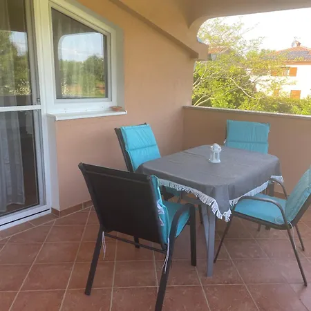 Apartamento Dora *