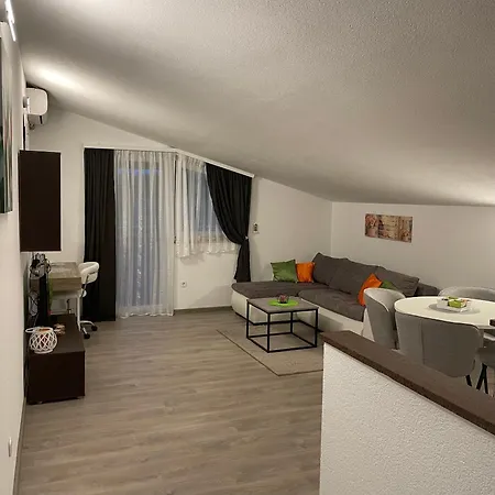 Apartamento Dora *