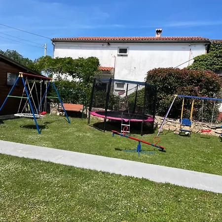 Appartement Dora *